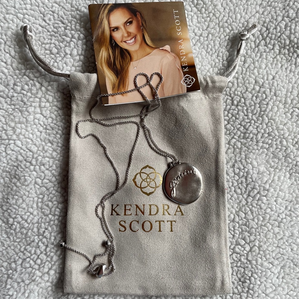 Kendra Scott zodiac Gemini Coin Charm & Necklace